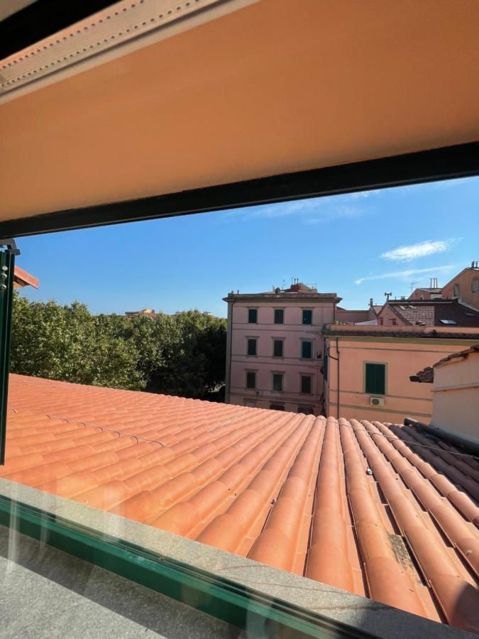 Ferienwohnung Il Cappellaio Matto Livorno Exterior foto